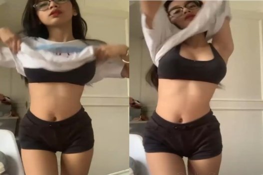 Gen Z ngực to trong clip nóng bị bạn trai hành hạ tuyệt đỉnh